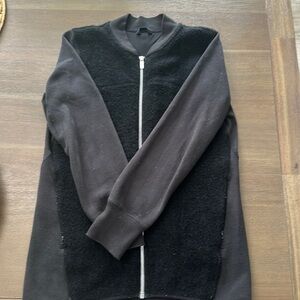 Lululemon size 8 Sherpa zip up